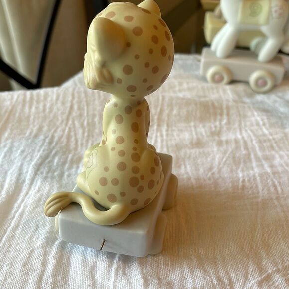 Vintage 1987 Precious Moments Birthday Train 7th Birthday Leppard. - Picture 4 of 8